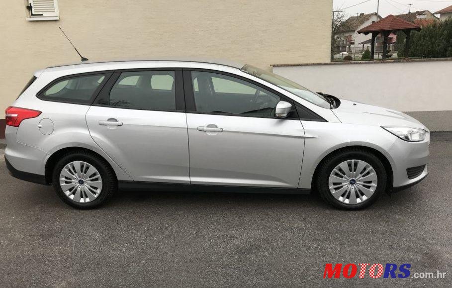 2015' Ford Focus Karavan photo #1