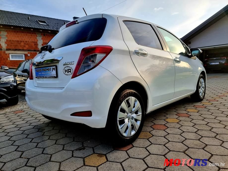 2012' Toyota Yaris 1,0 Vvt-I Sol photo #6