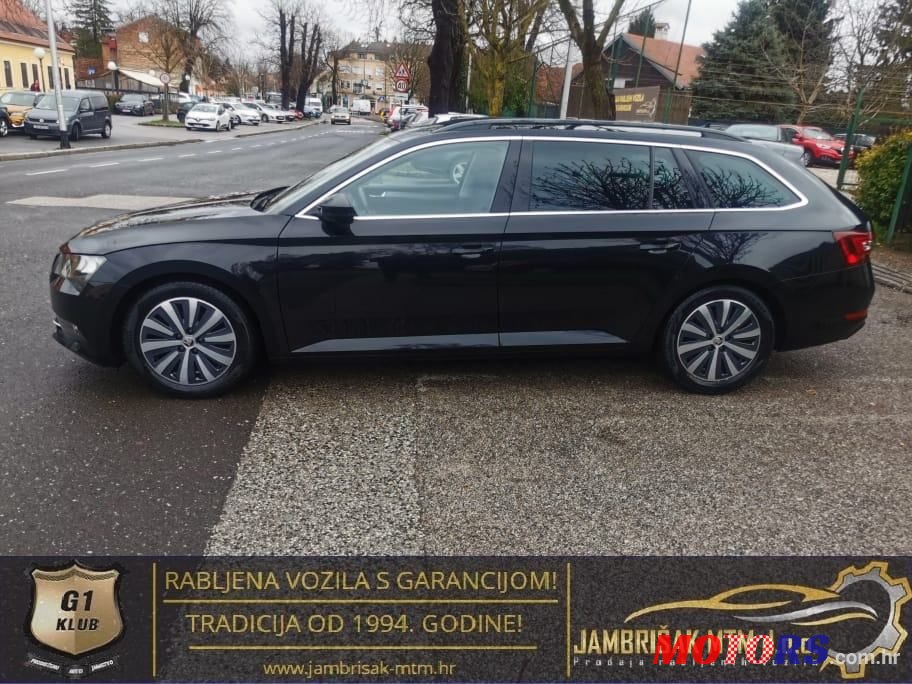 2018' Skoda Superb Combi photo #3