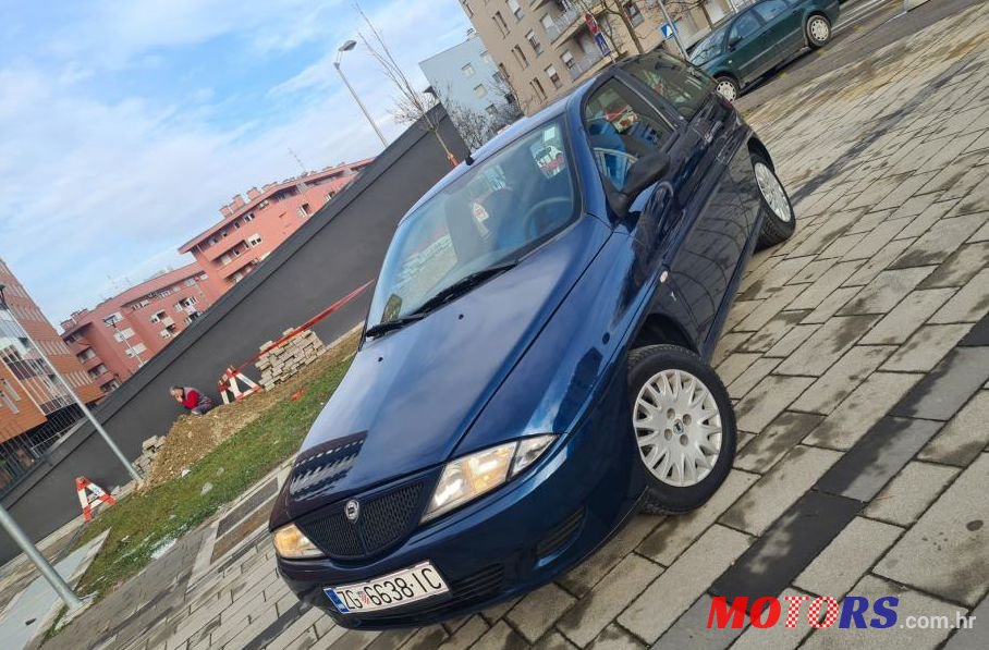 2001' Lancia Y 1,2 Le photo #1