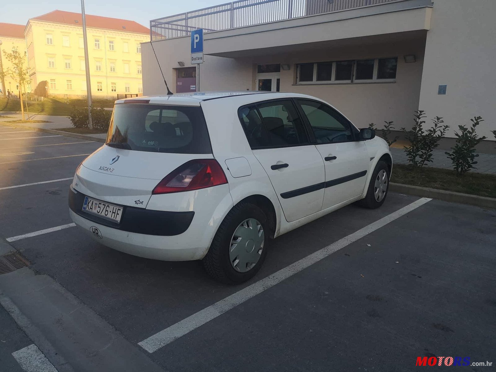 2004' Renault Megane photo #5
