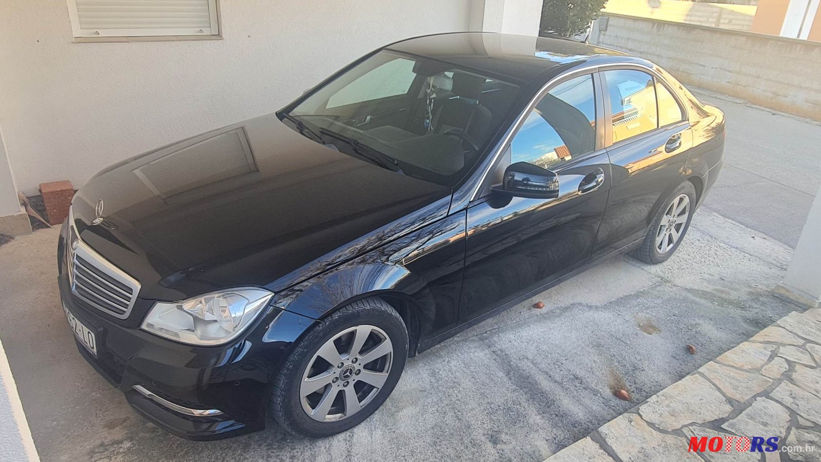 2013' Mercedes-Benz C-Class photo #1