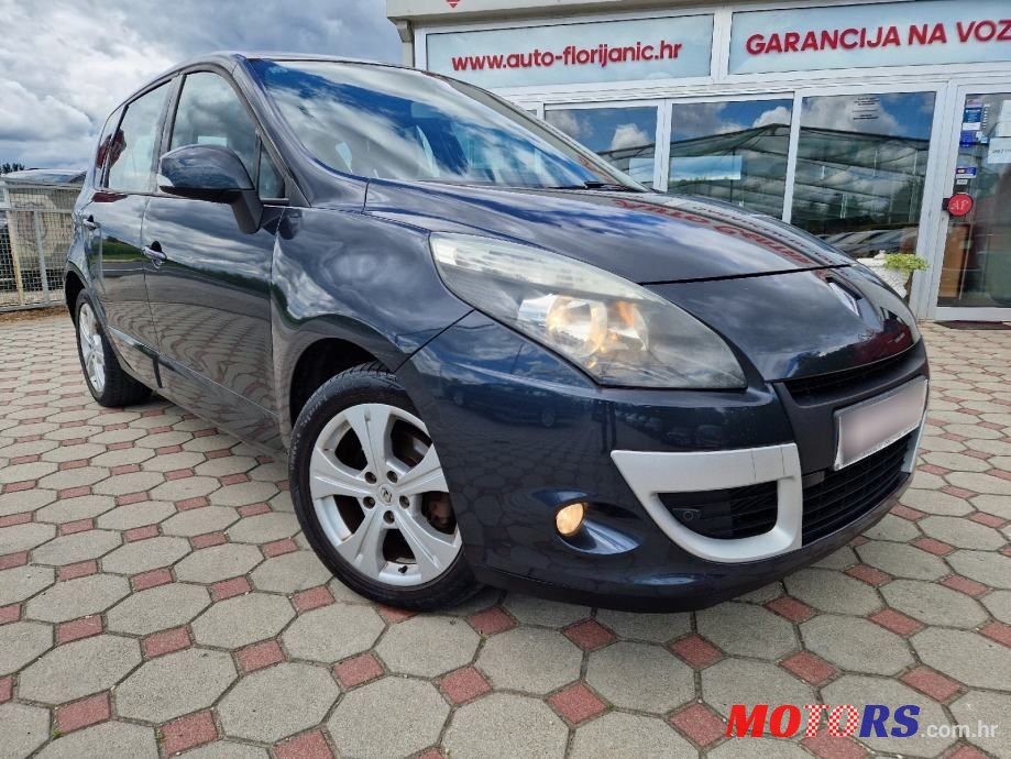 2010' Renault Scenic 1,5 Dci photo #1