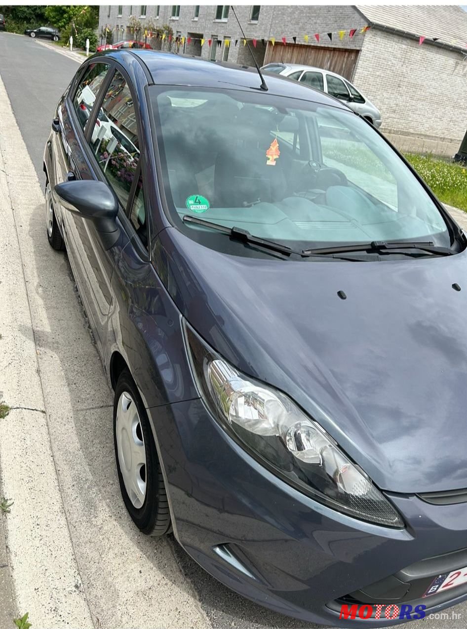 2010' Ford Fiesta 1,6 photo #2