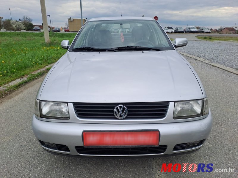 2001' Volkswagen Polo Classic 1,9 Sdi photo #3