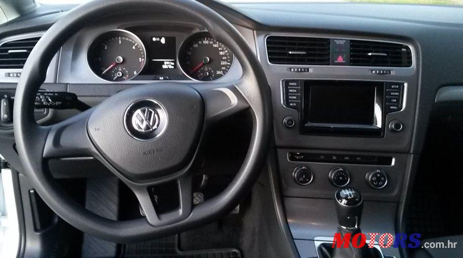 2014' Volkswagen Golf VII photo #2