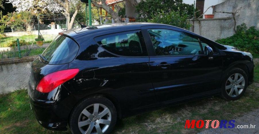 2008' Peugeot 308 photo #2