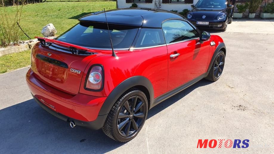 2013' MINI Cooper Coupe photo #4