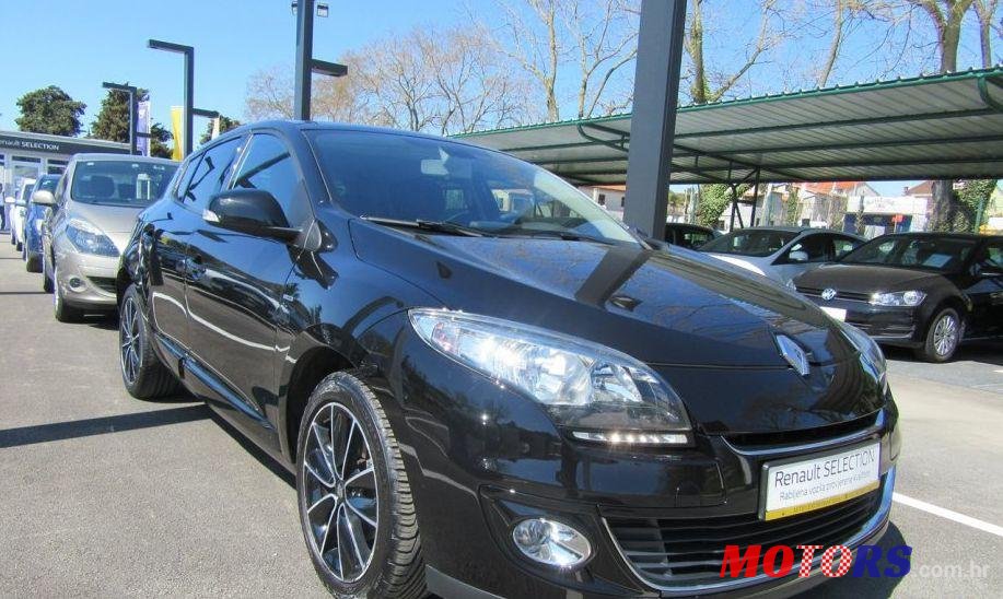 2013' Renault Megane photo #1