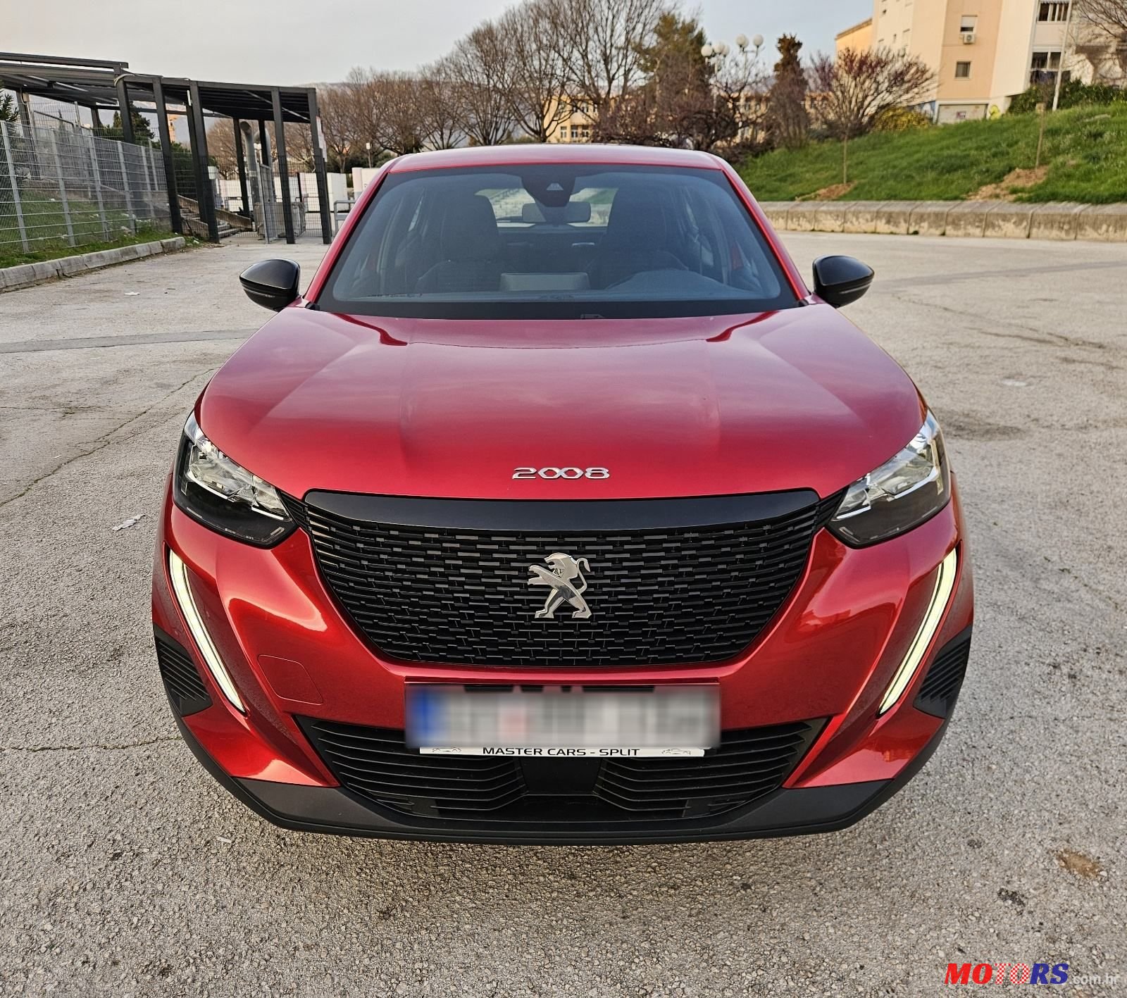 2023' Peugeot 2008 1,2 photo #6