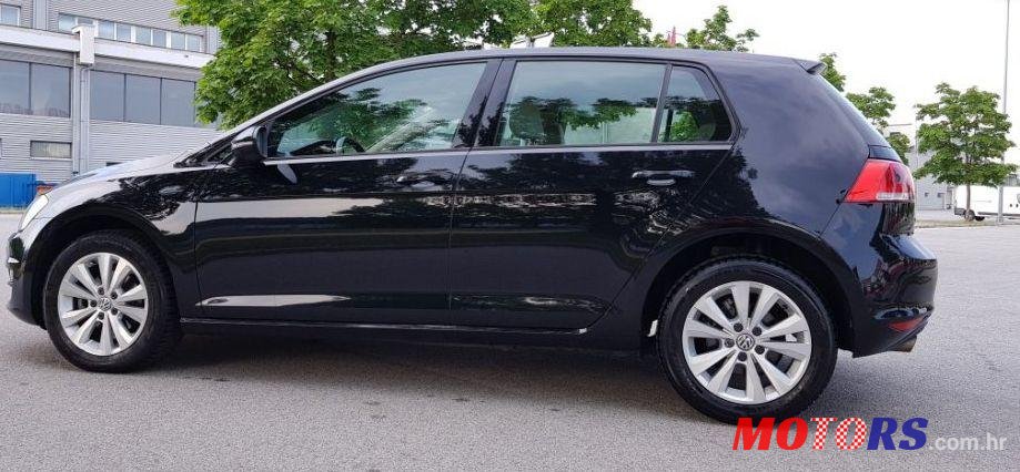 2015' Volkswagen Golf VII 1,6 Tdi Bmt photo #1