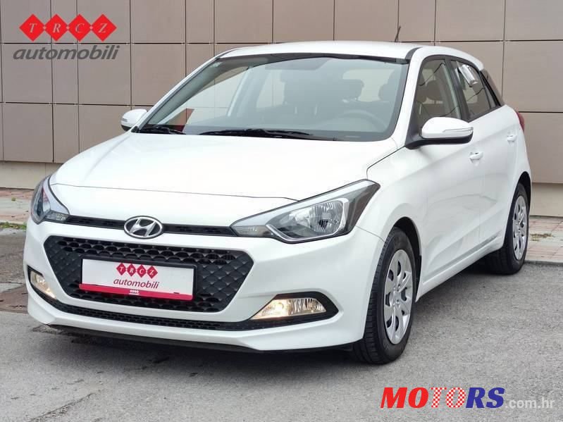 2017' Hyundai i20 photo #1