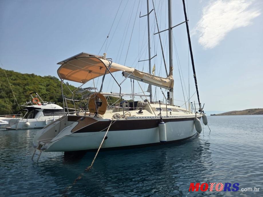 1990' Elan 33 photo #1