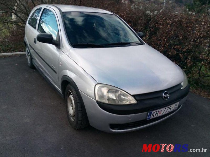 2001' Opel Corsa 1,4 16V photo #1