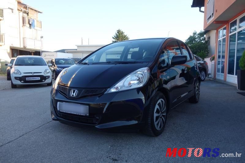 2013' Honda Jazz 1,2 photo #3