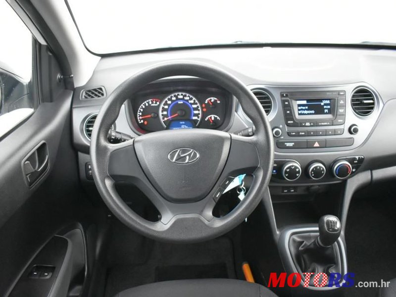 2017' Hyundai i10 1,0 photo #4