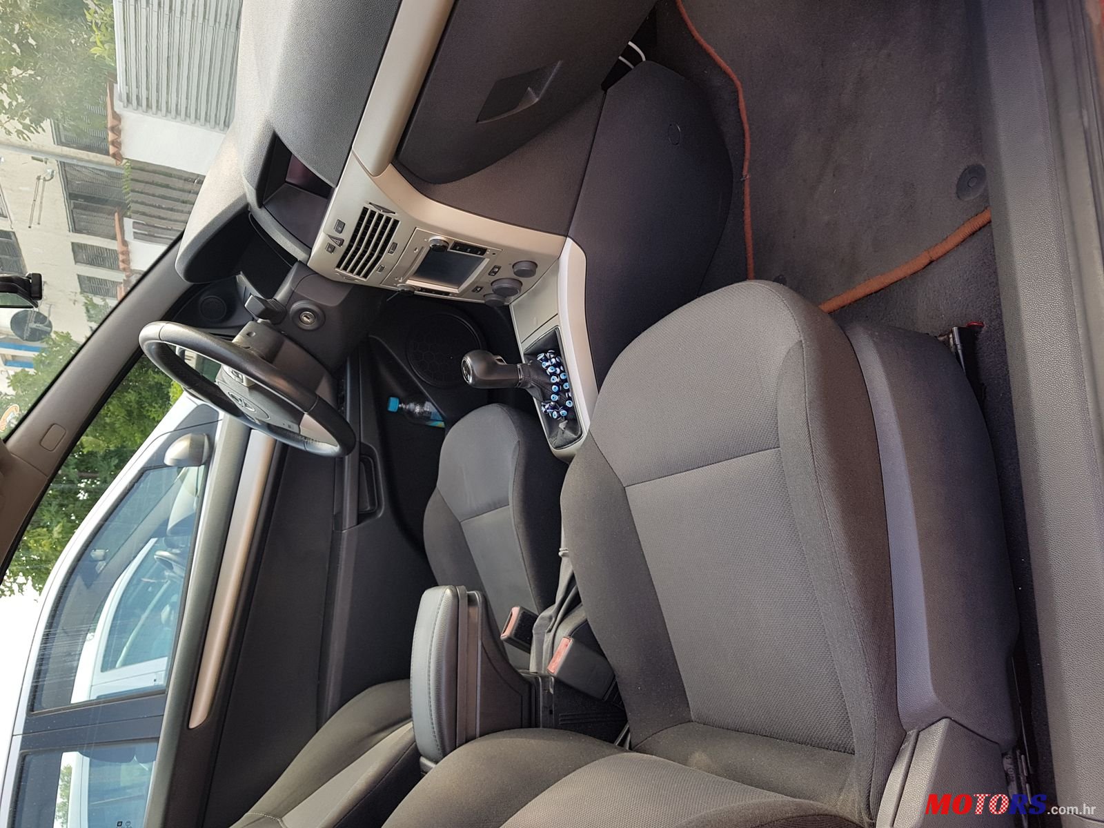 2008' Opel Astra photo #3