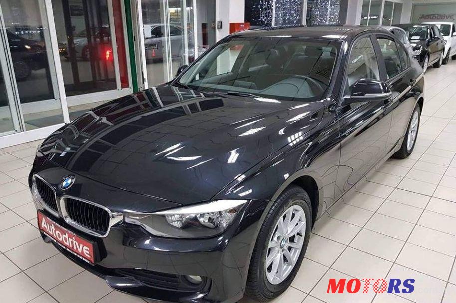 2013' BMW Serija 3 318D photo #2