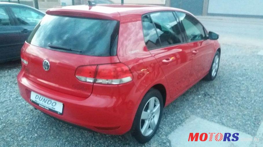 2011' Volkswagen Golf VI 1,6 Tdi photo #2