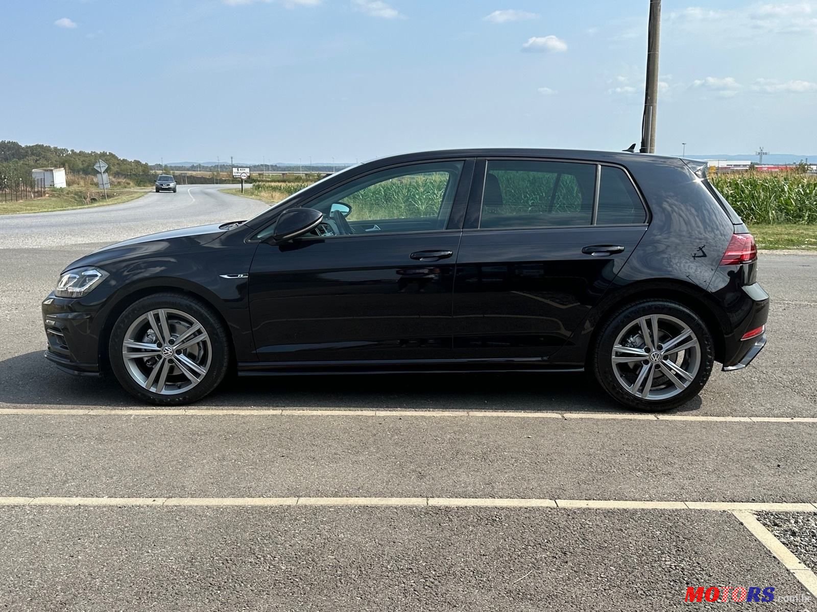 2018' Volkswagen Golf VII photo #6