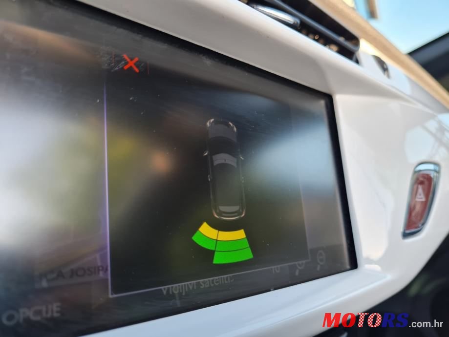 2016' Citroen C3 1.2 Ds3 photo #5