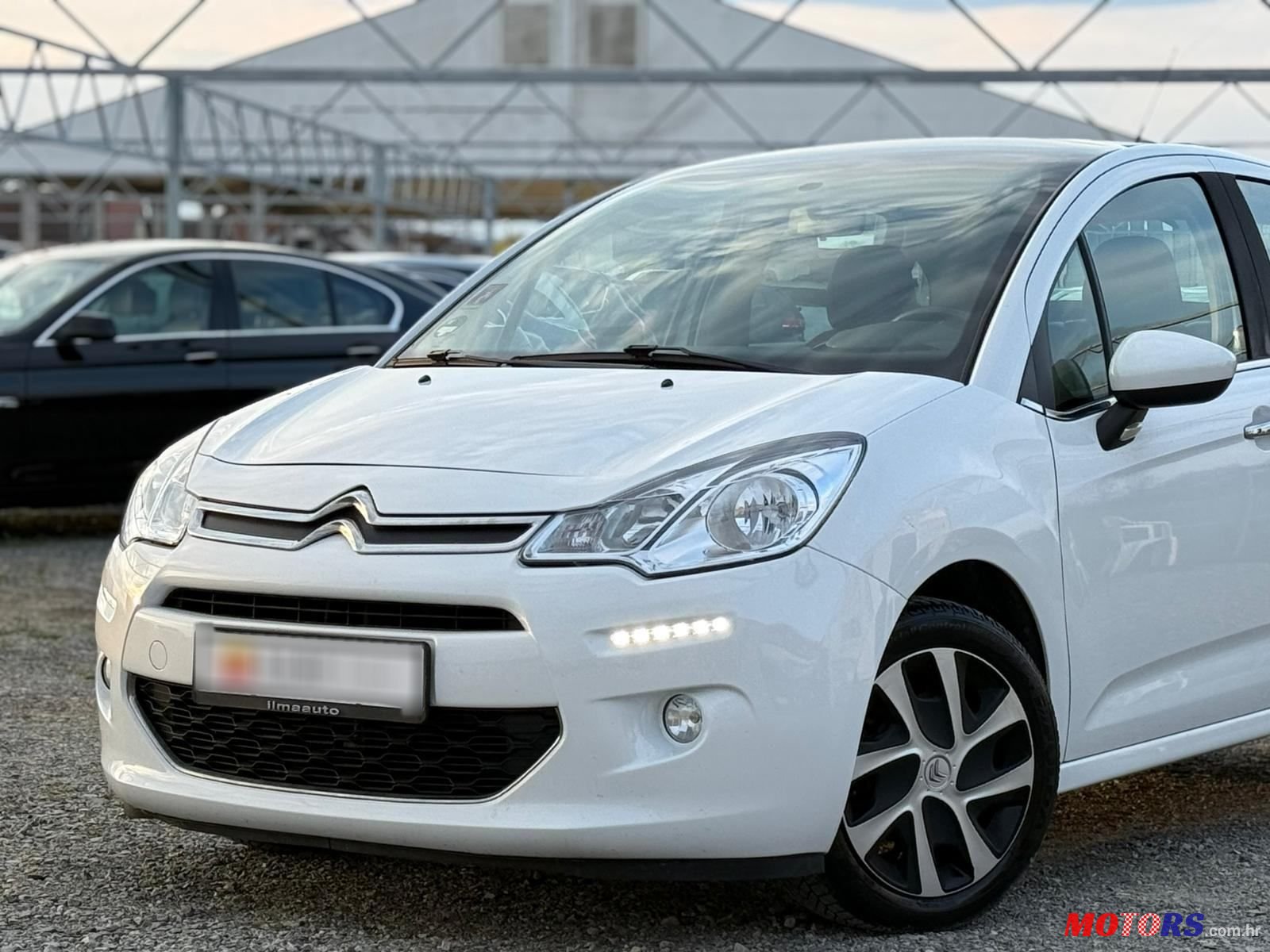 2016' Citroen C3 C3 1.2 Vti photo #3