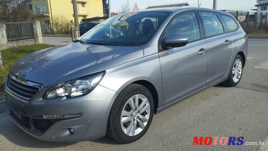 2015' Peugeot 308 1,2 photo #1