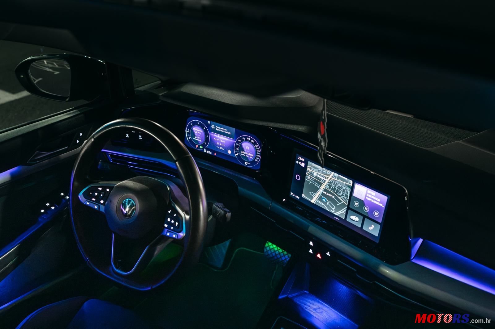 2020' Volkswagen Golf VIII 2,0 Tdi photo #2