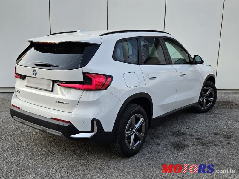 2022' BMW X1 Sdrive18D photo #3