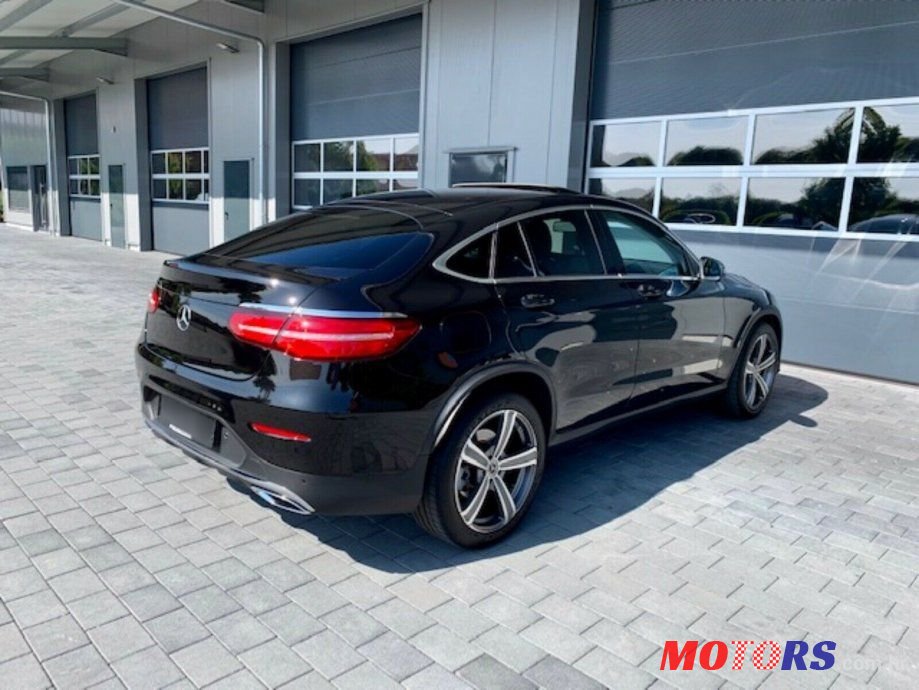 2017' Mercedes-Benz GLC 220 D photo #5