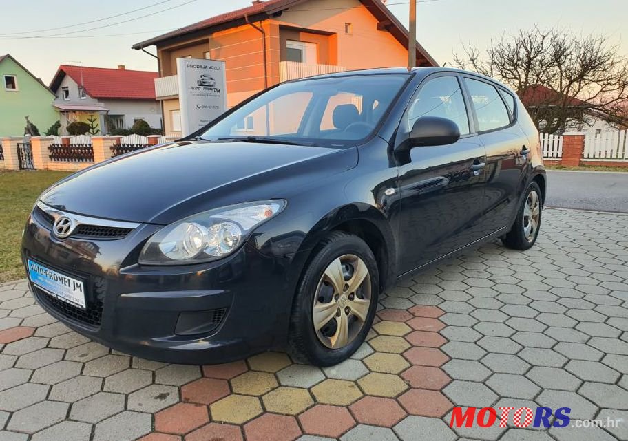 2009' Hyundai I30 1,6 Crdi photo #1