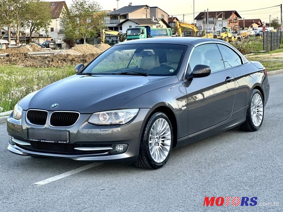 2011' BMW Serija 3 320 D photo #2