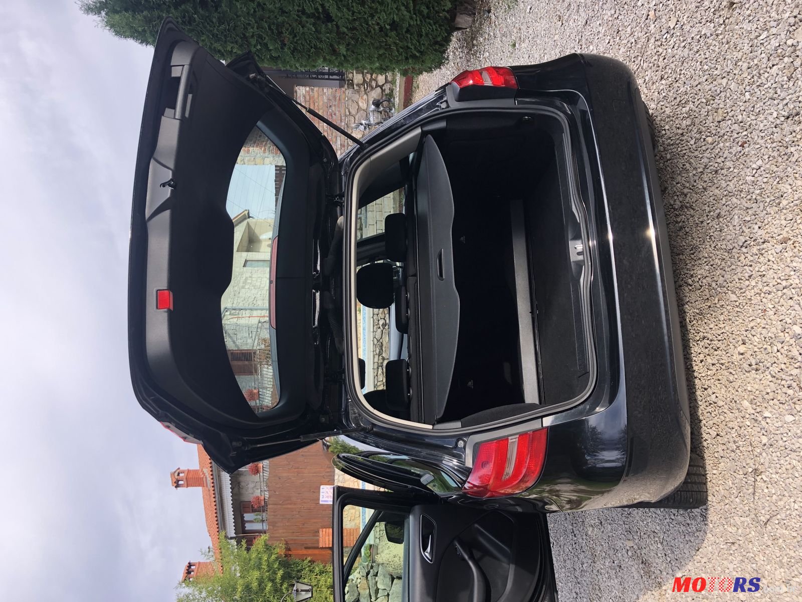 2012' Mercedes-Benz B-Class 180 CDI photo #4