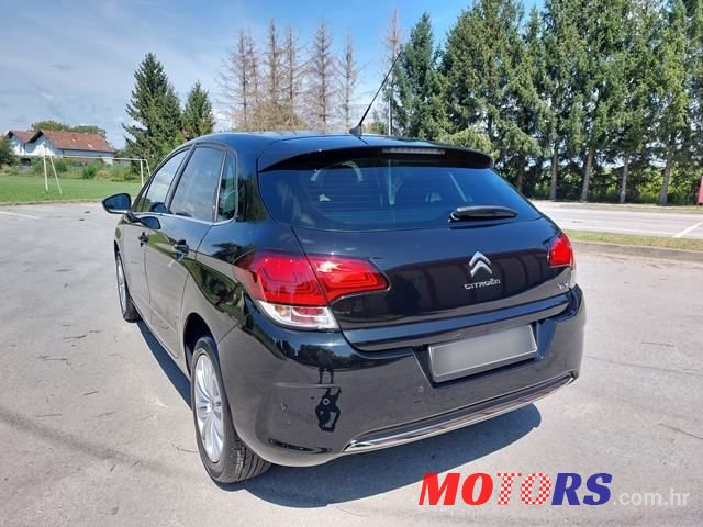 2017' Citroen C4 photo #4