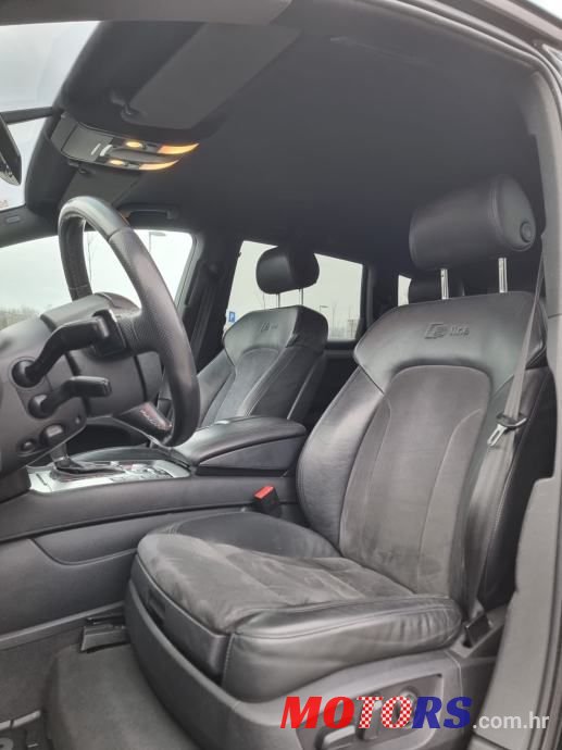 2007' Audi Q7 photo #5