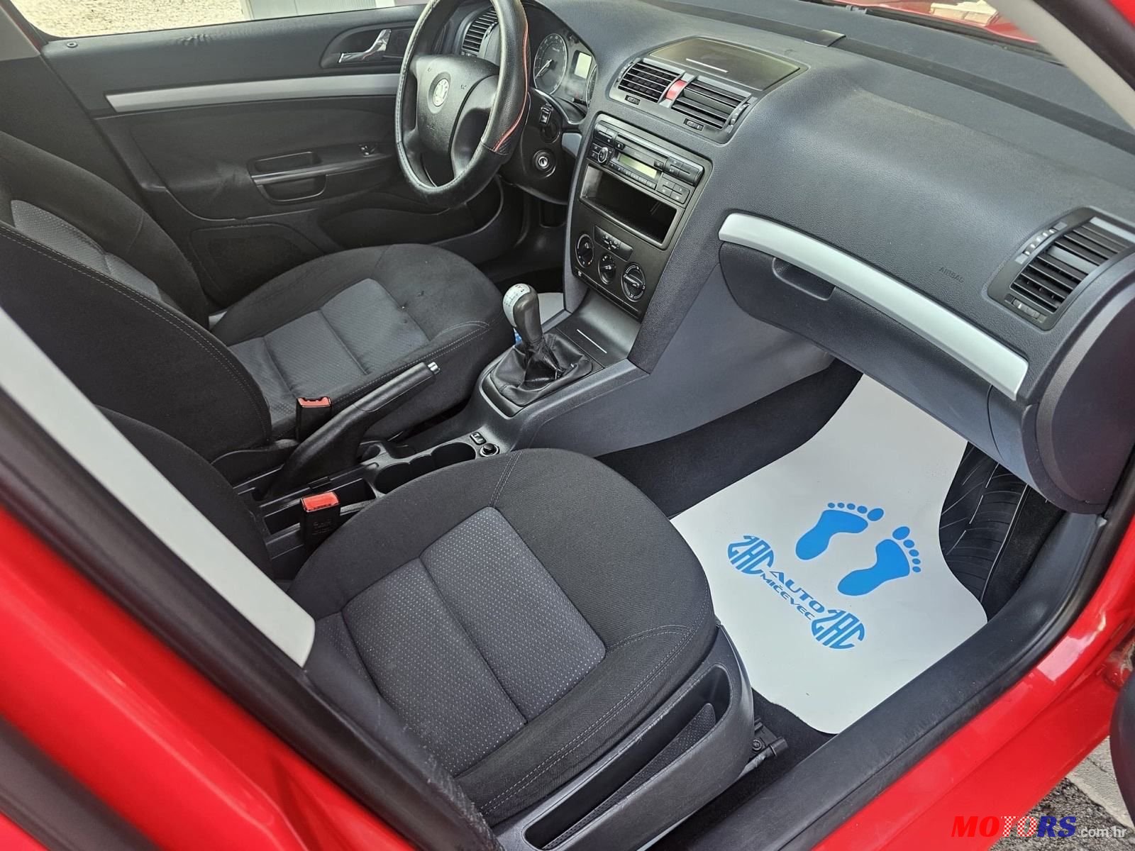 2008' Skoda Octavia Combi photo #5