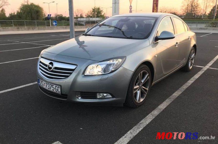 2011' Opel Insignia 2,0 Cdti Sport photo #1