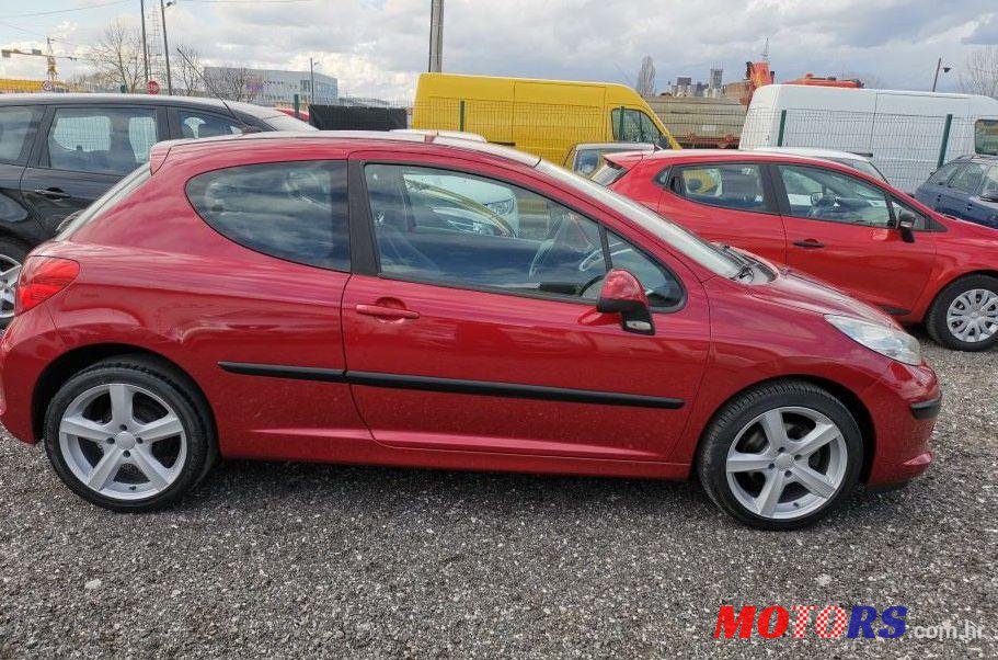 2009' Peugeot 207 1,6 Hdi photo #1