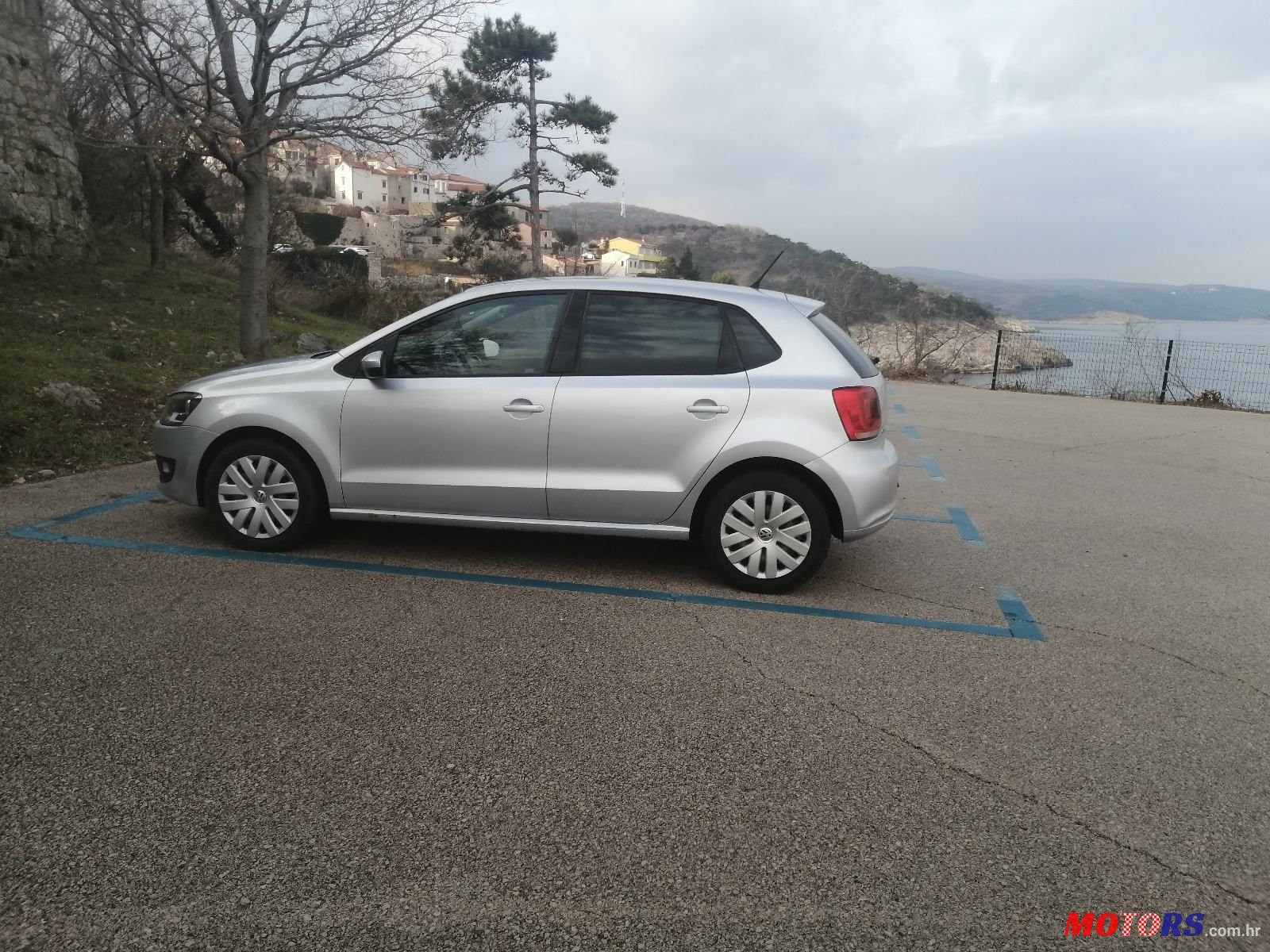 2010' Volkswagen Polo 1,6 Tdi photo #1