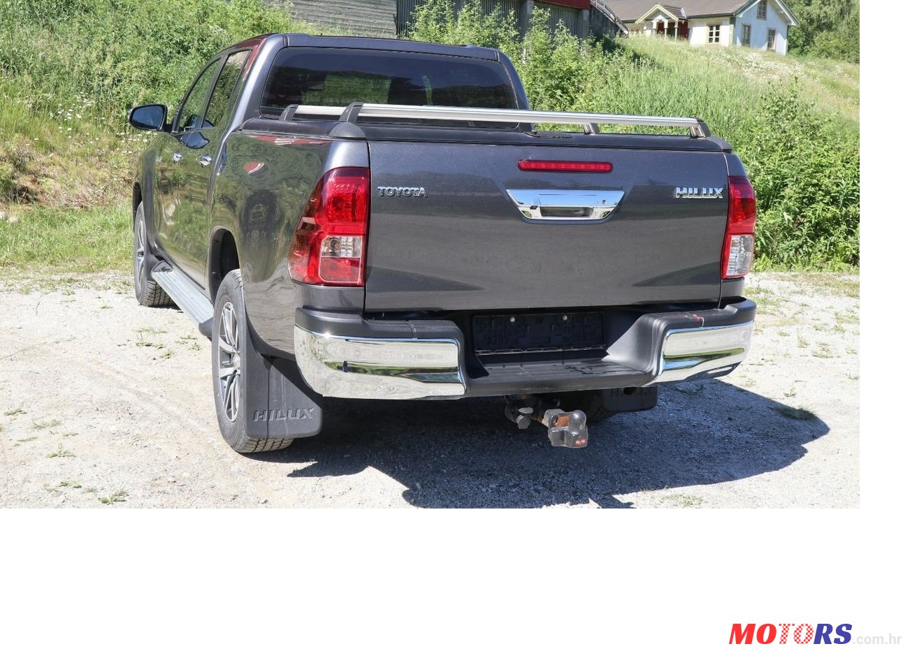 2016' Toyota Hilux Toyota HiLux photo #3