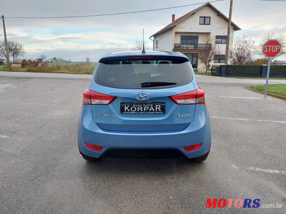 2011' Hyundai Ix20 photo #6