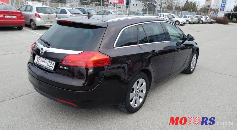 2012' Opel Insignia Karavan photo #2