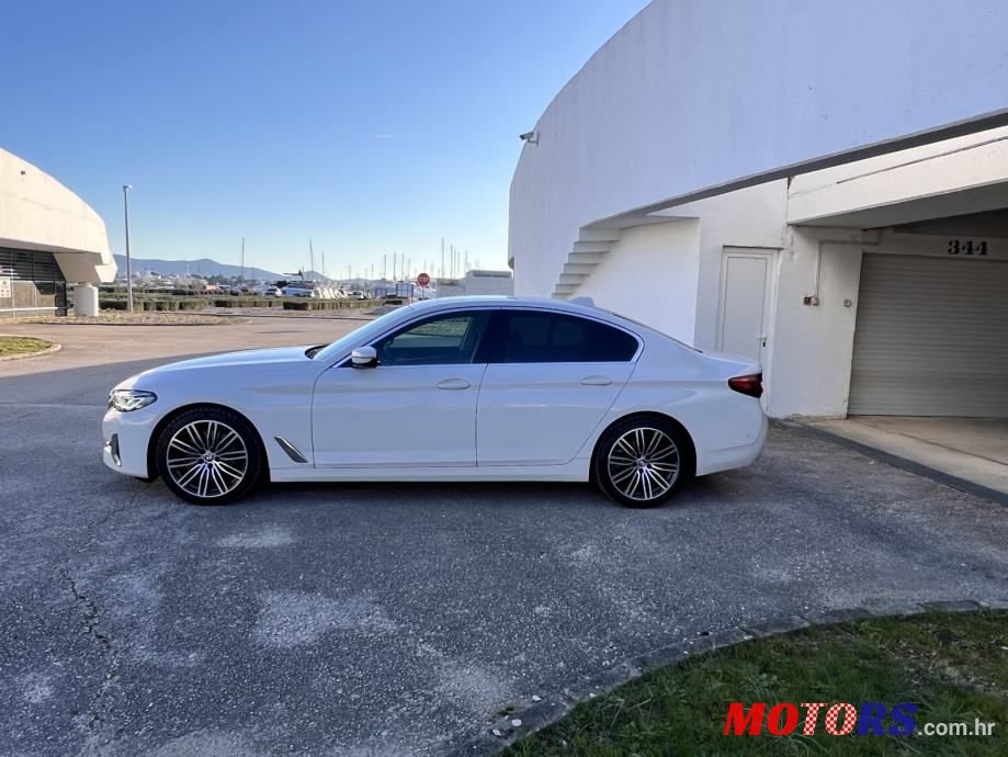 2021' BMW Serija 5 540Xd photo #3