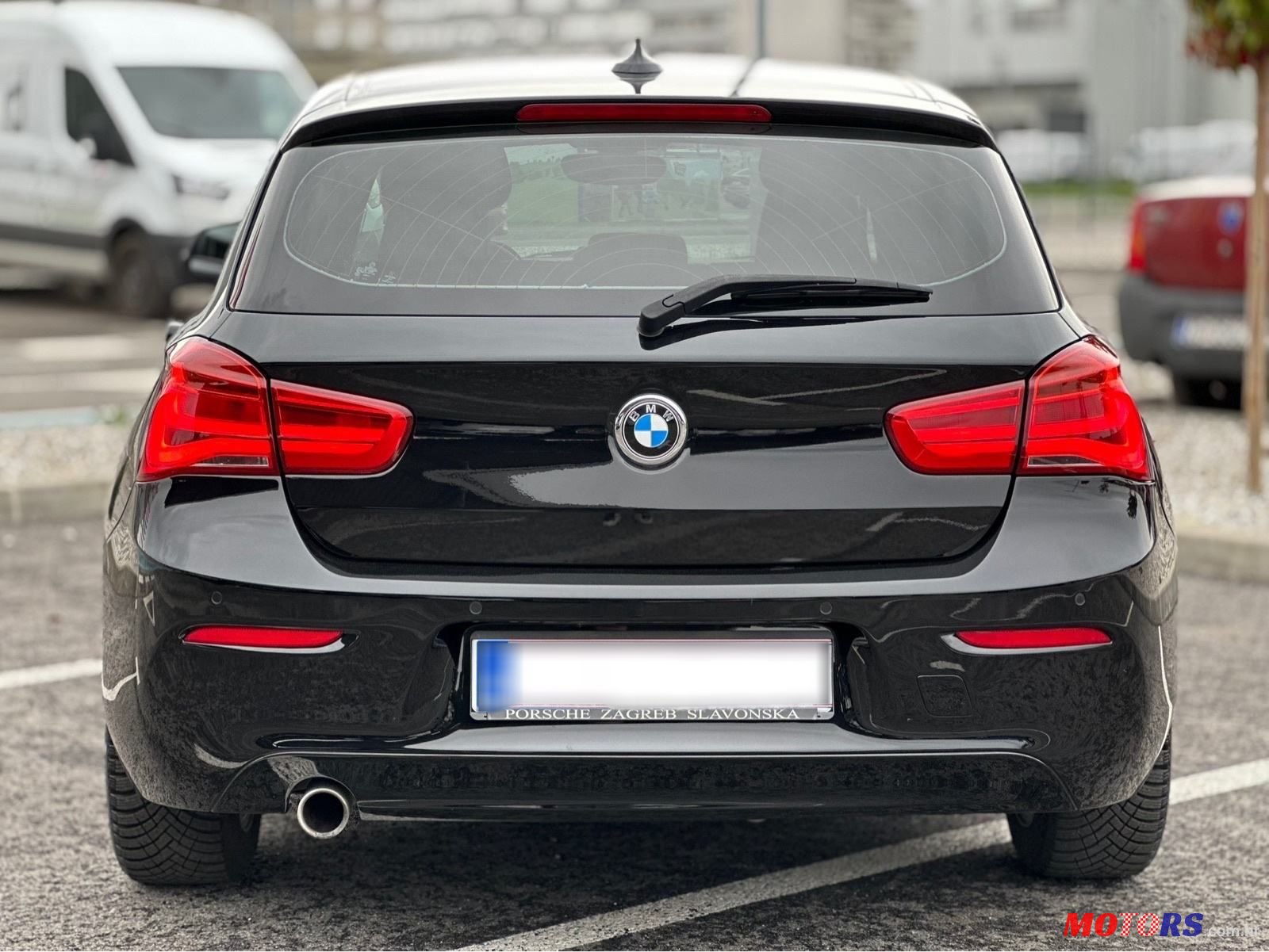 2017' BMW Serija 1 118D photo #6