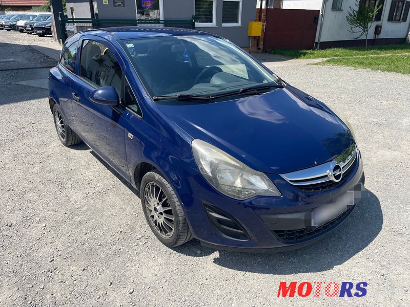 2013' Opel Corsa 1,3 Cdti photo #1