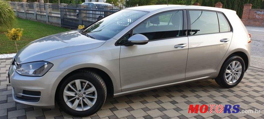 2013' Volkswagen Golf VII 1,2 Tsi Bmt photo #1