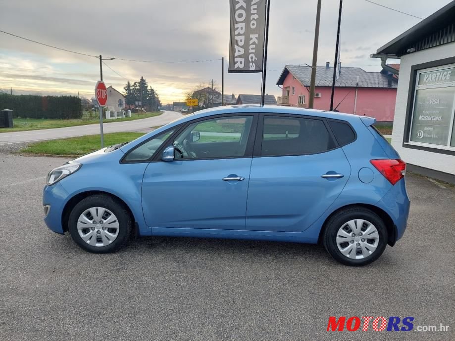 2011' Hyundai Ix20 photo #4