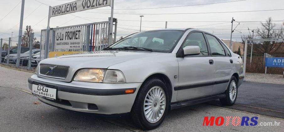 1999' Volvo S40 1,9 Td photo #1