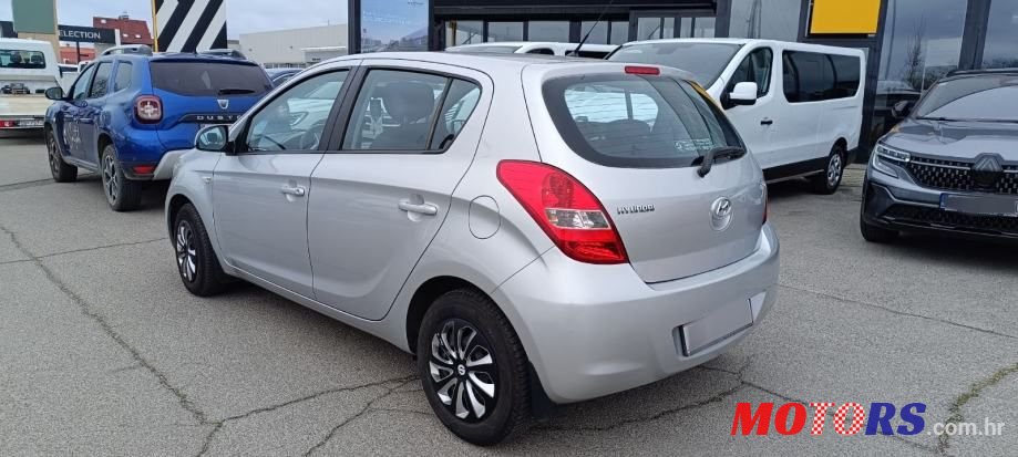 2011' Hyundai i20 1,2 photo #3