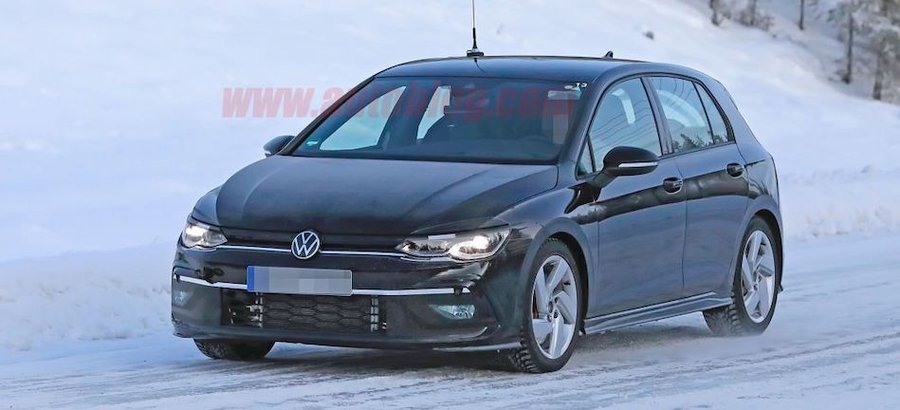 Volkswagen bringing next-generation Golf GTI to Geneva